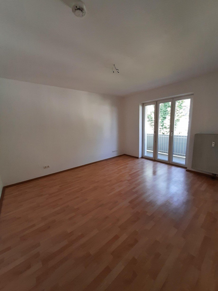 Zi 3 Balkonzugang Wohnung Rosenheim