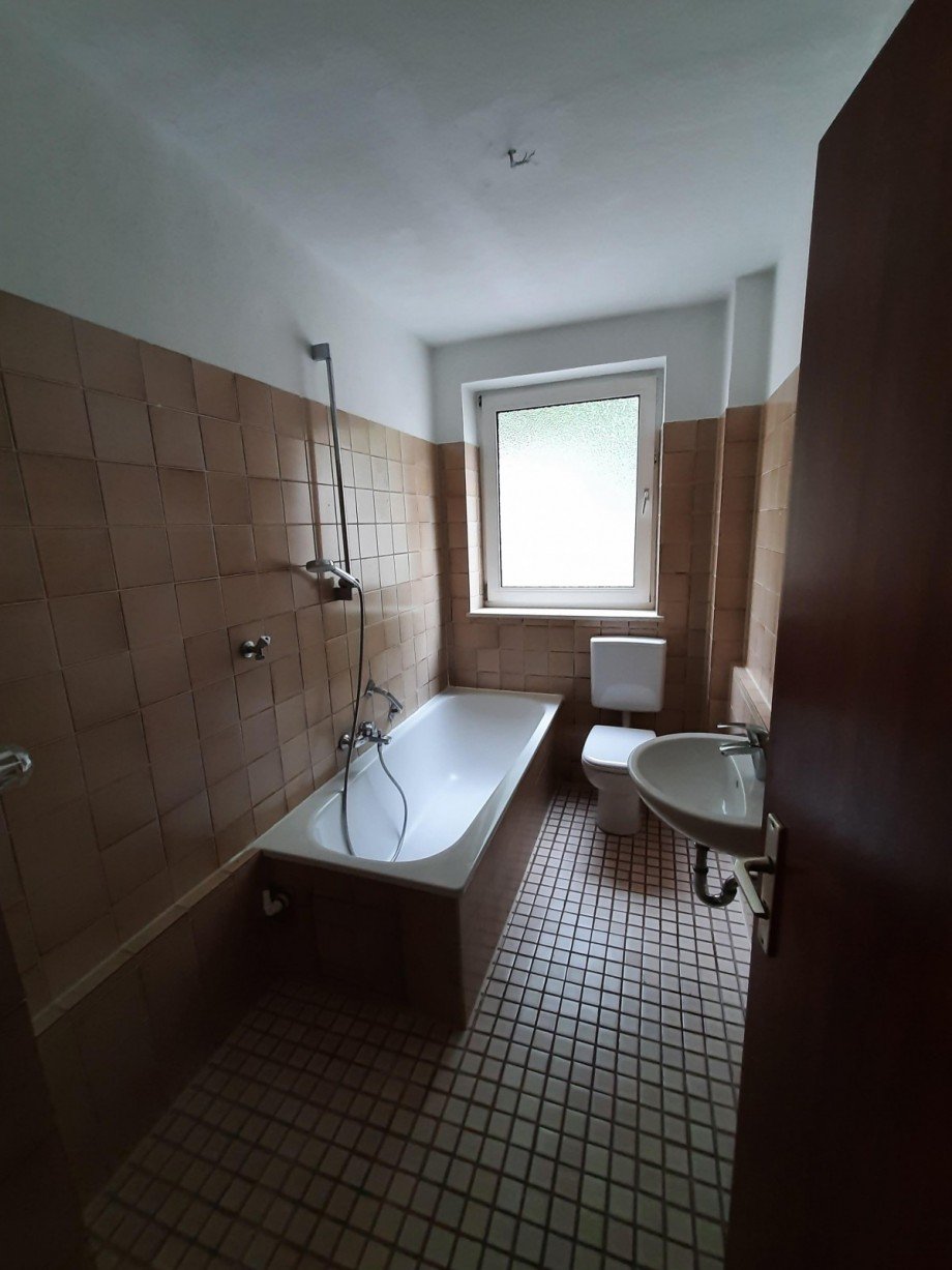 Bad (2) Erdgeschosswohnung Rosenheim