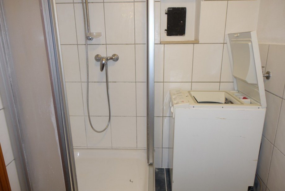 Bad, Dusche, Toplader Erdgeschosswohnung Kraiburg