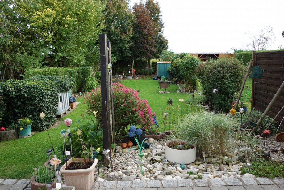 Garten, vor der Neuvermietung Reihenmittelhaus Teising