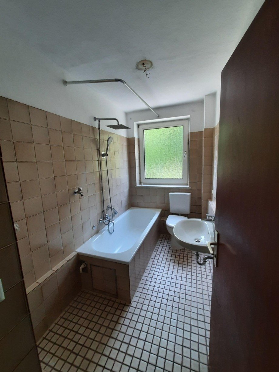 Bad (2) Etagenwohnung Rosenheim
