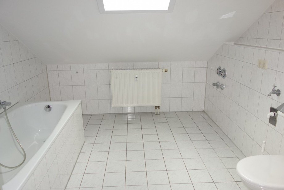 Bad Dachgeschosswohnung Tacherting