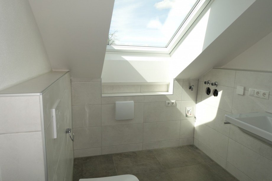 WE 8 Bad Dachgeschosswohnung Kraiburg