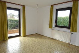 Hauptbild Solides Ein-/Zweifamilienhaus an der Grenze zu M�hldorf - vielseitig nutzbar und stadtnah gelegen