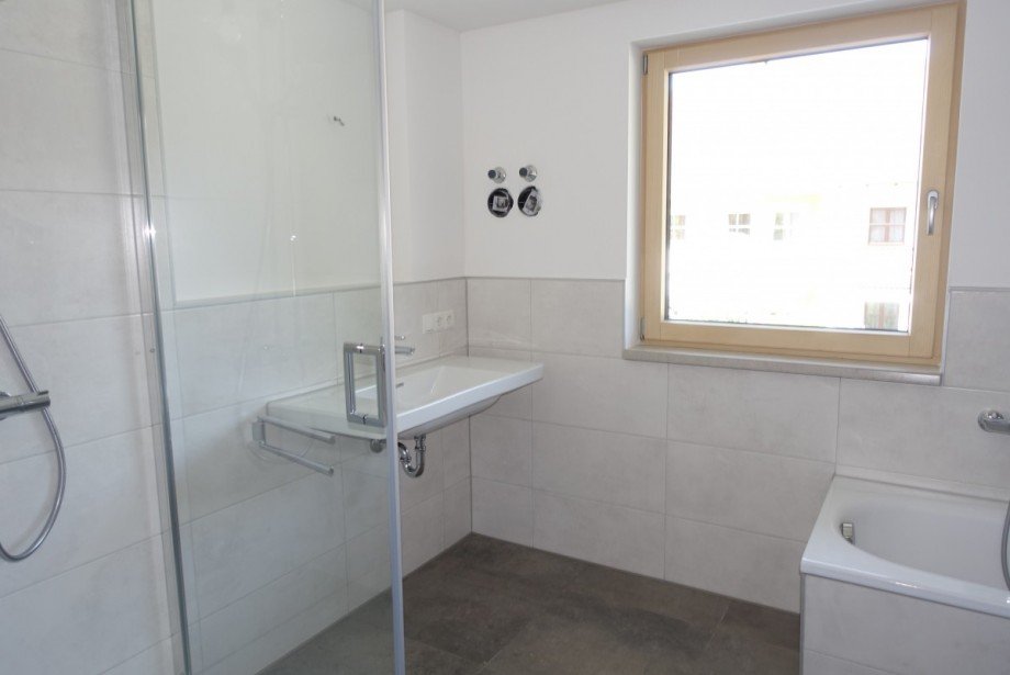 WE 5 Bad, Dusche, BW Wohnung Kraiburg