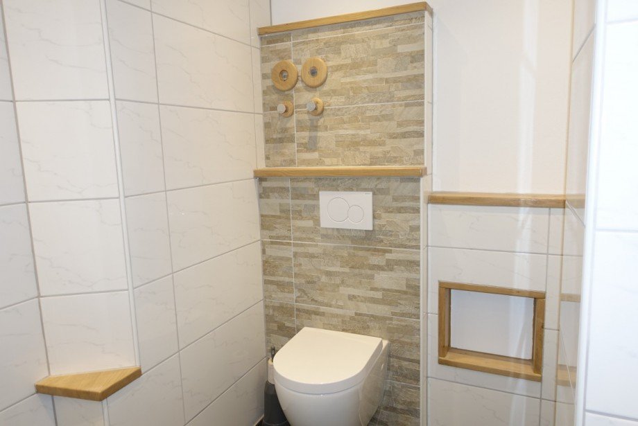 Bad mit WC Wohnung Grassau