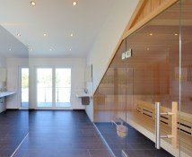 Hauptbild DHH in Erding: Wohnen auf h�chstem Niveau - Familienidyll mit Sauna, Studio und Einliegerwohnung