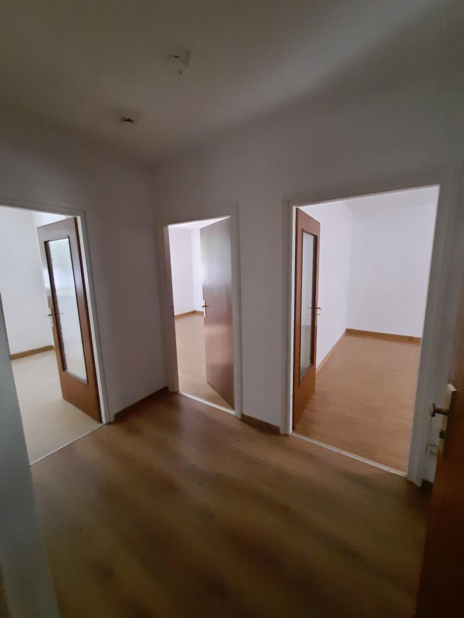 Flur (2) Erdgeschosswohnung Rosenheim