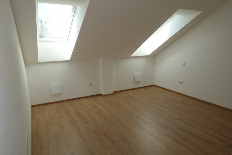 WE 8 Schlafzi Dachgeschosswohnung Kraiburg